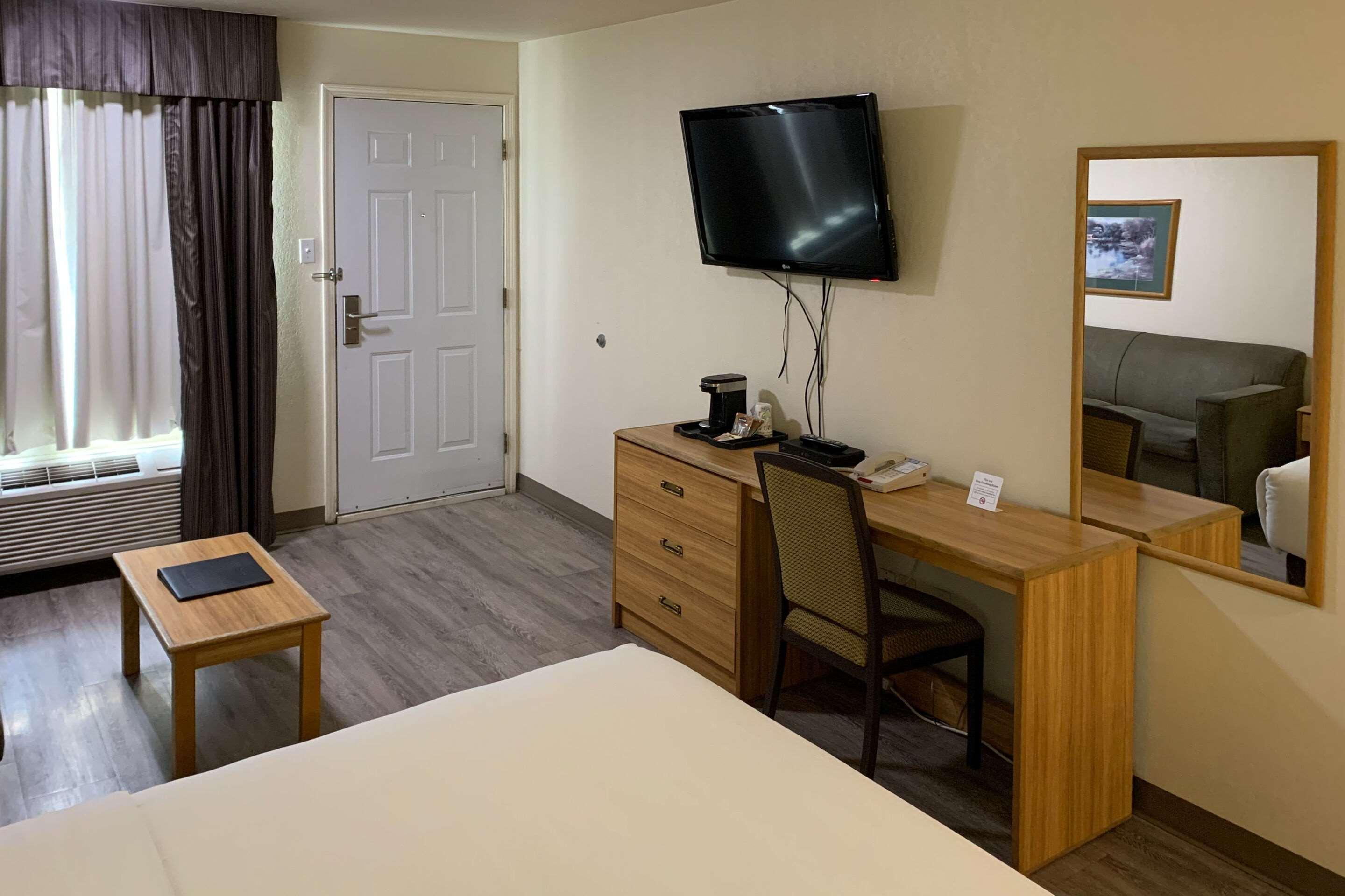 Rodeway Inn Swansea Zewnętrze zdjęcie