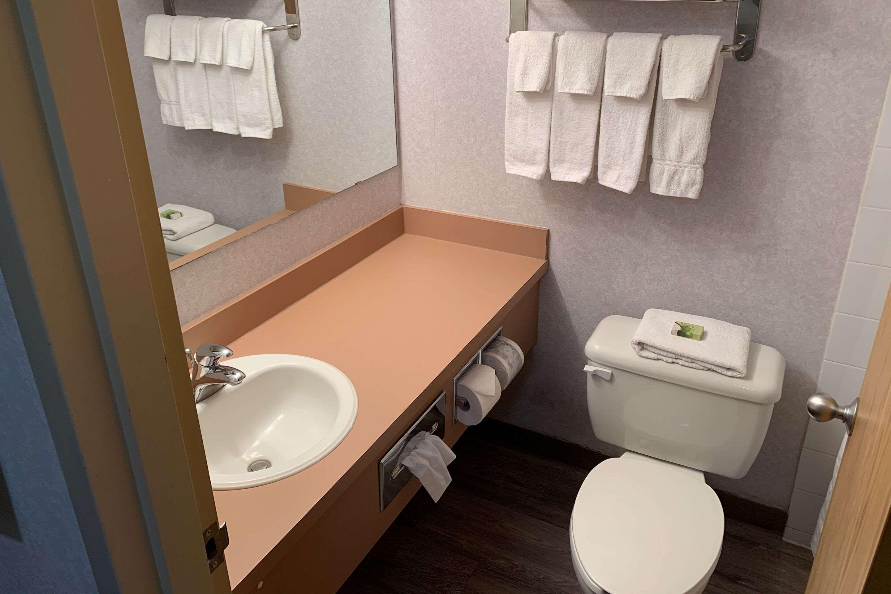 Rodeway Inn Swansea Zewnętrze zdjęcie